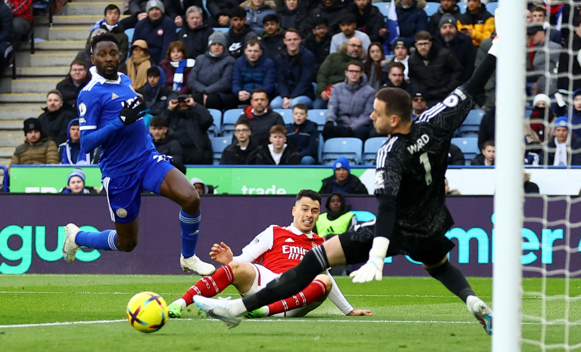 他总是带领 他总是带领